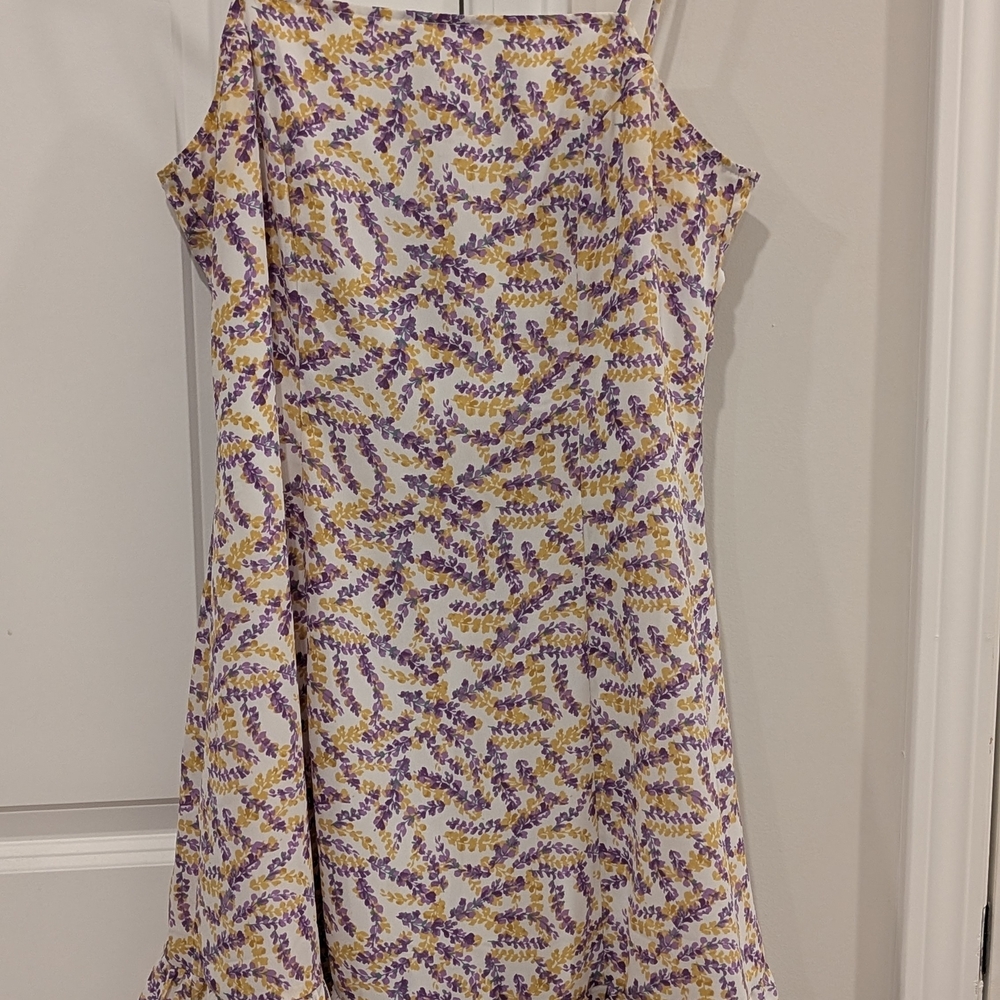 Lulu's Juniors Mini Floral Dress in Purple and Gold